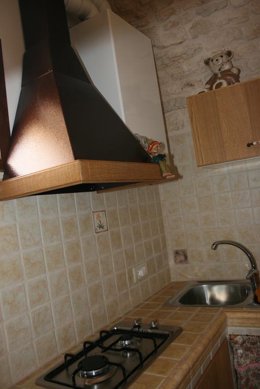 アルベロベッロ Trullo Relaxヴィラ エクステリア 写真